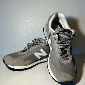 New Balance Men's Gray Sneakers - Sz 10.5